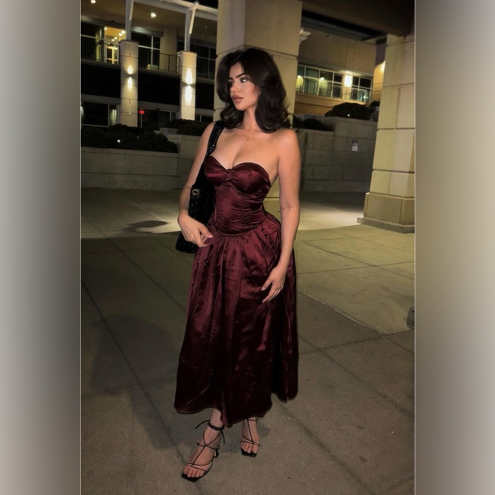 Fashion Nova Strapless Satin Corset Midi Dress in Burgundy